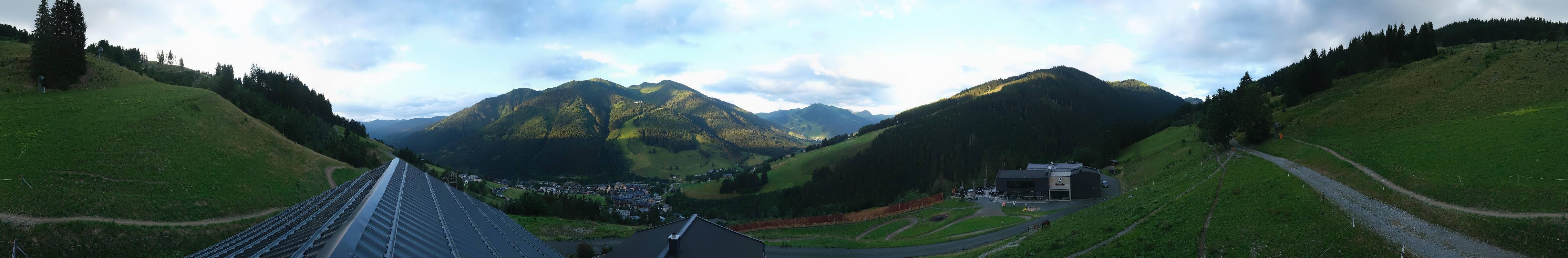 Archiv Foto Webcam Saalbach - Blick von der Maisalm