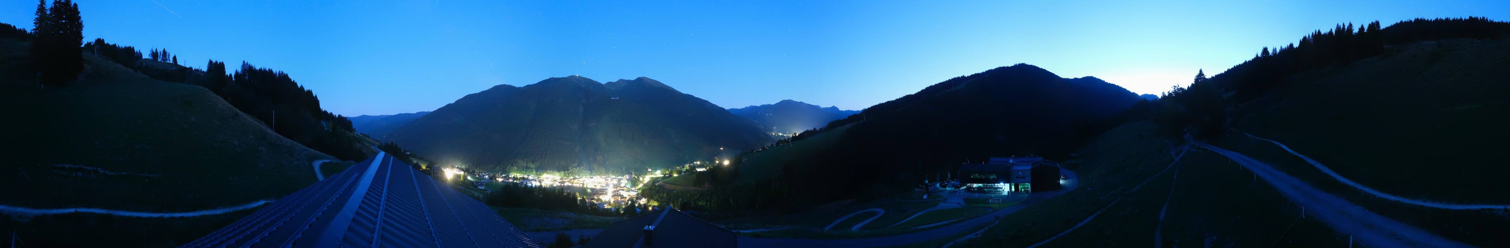 Archived image Webcam Saalbach - View from the Maisalm