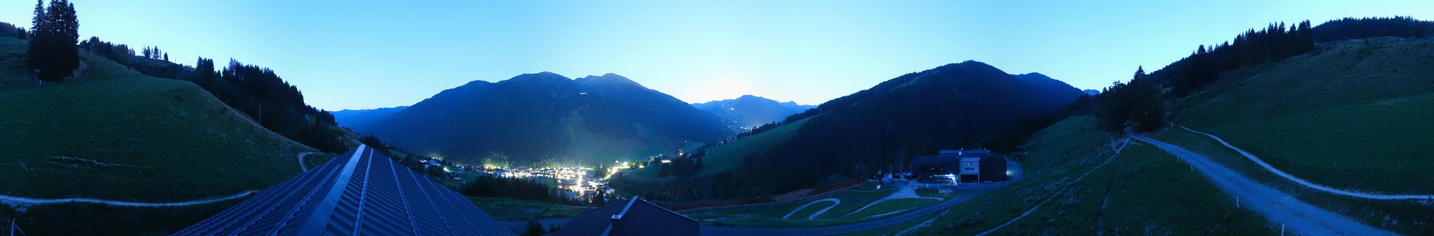 Archiv Foto Webcam Saalbach - Blick von der Maisalm