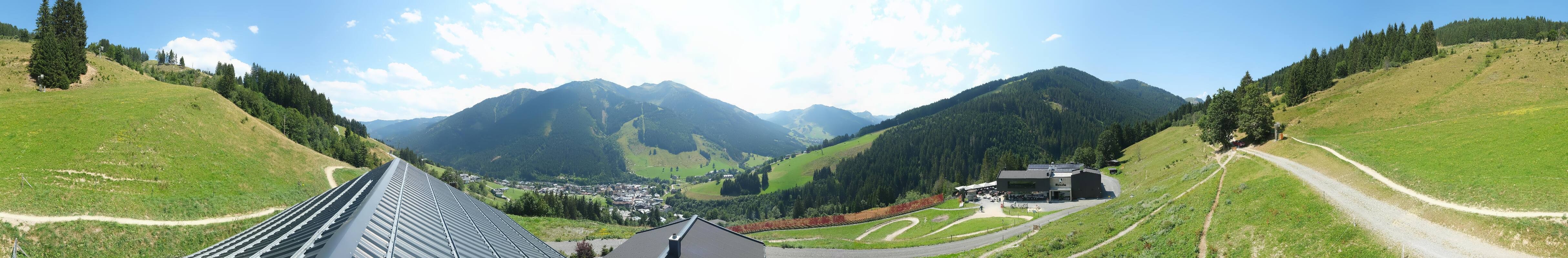 Archived image Webcam Saalbach - View from the Maisalm