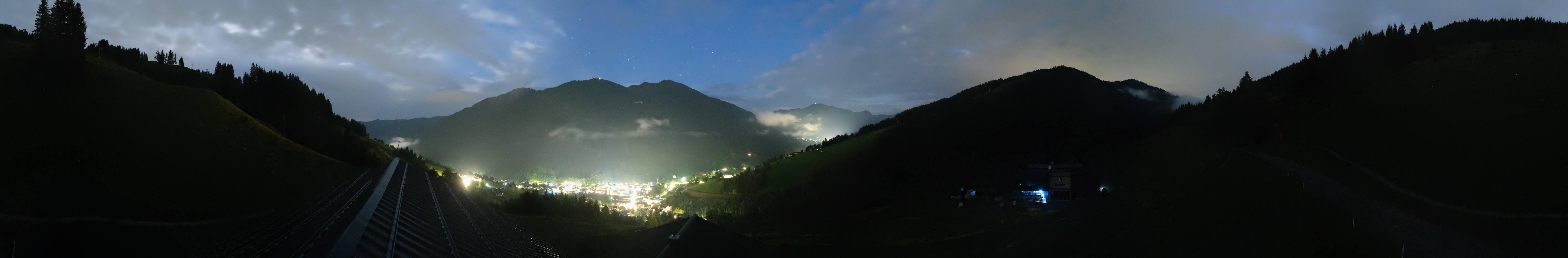 Archiv Foto Webcam Saalbach - Blick von der Maisalm