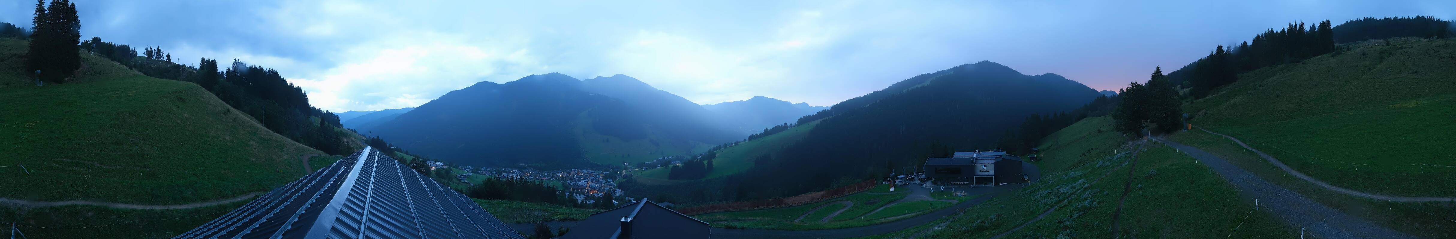 Archiv Foto Webcam Saalbach - Blick von der Maisalm