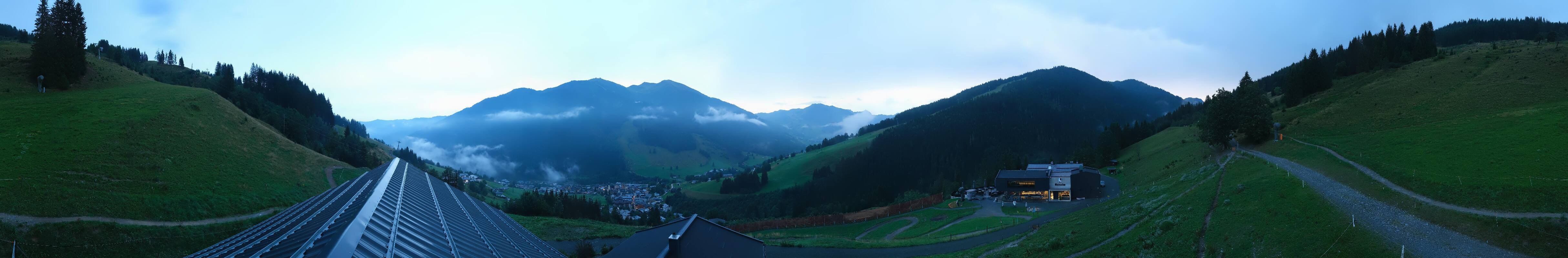 Archiv Foto Webcam Saalbach - Blick von der Maisalm