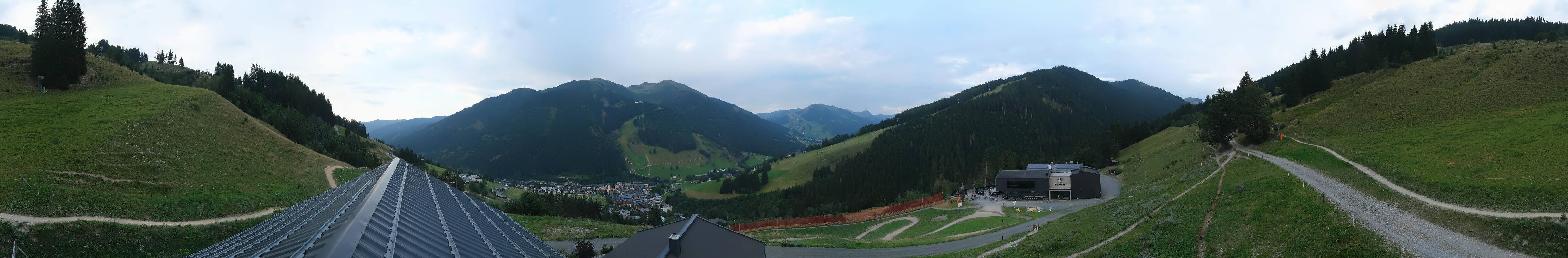 Archived image Webcam Saalbach - View from the Maisalm