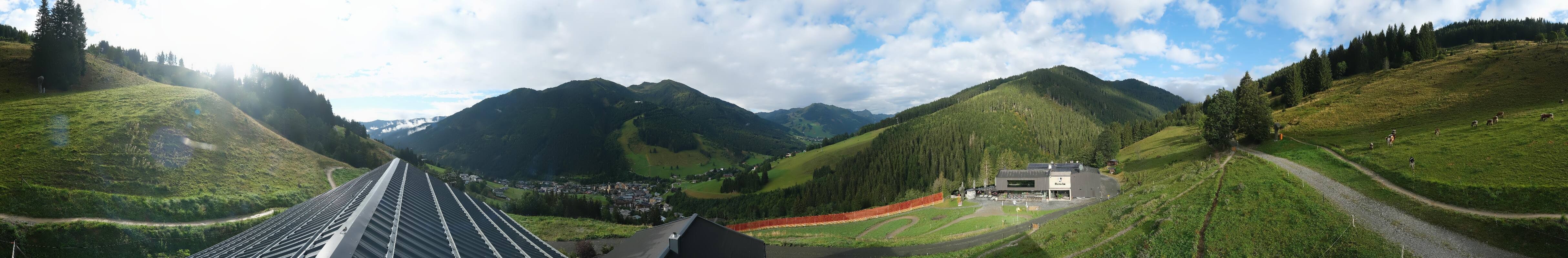 Archived image Webcam Saalbach - View from the Maisalm