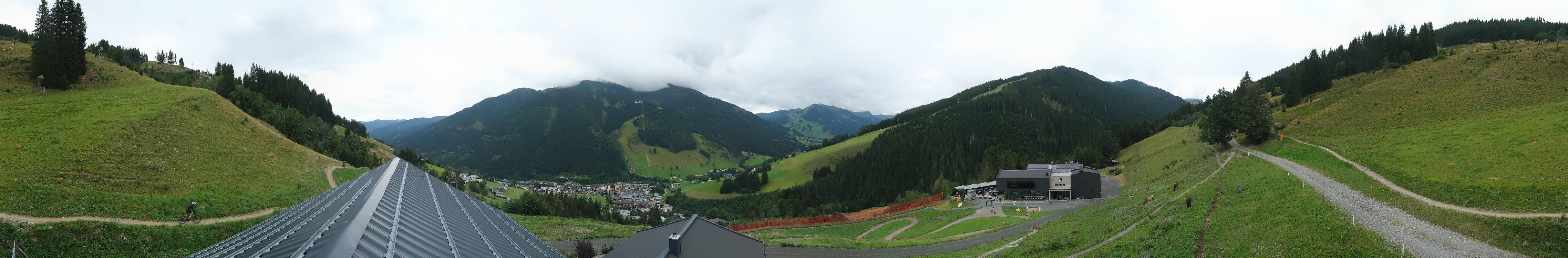 Archived image Webcam Saalbach - View from the Maisalm