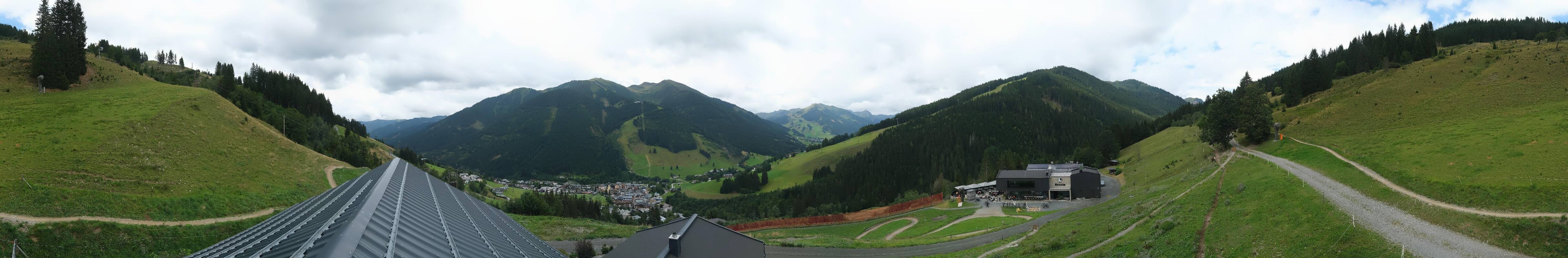 Archived image Webcam Saalbach - View from the Maisalm