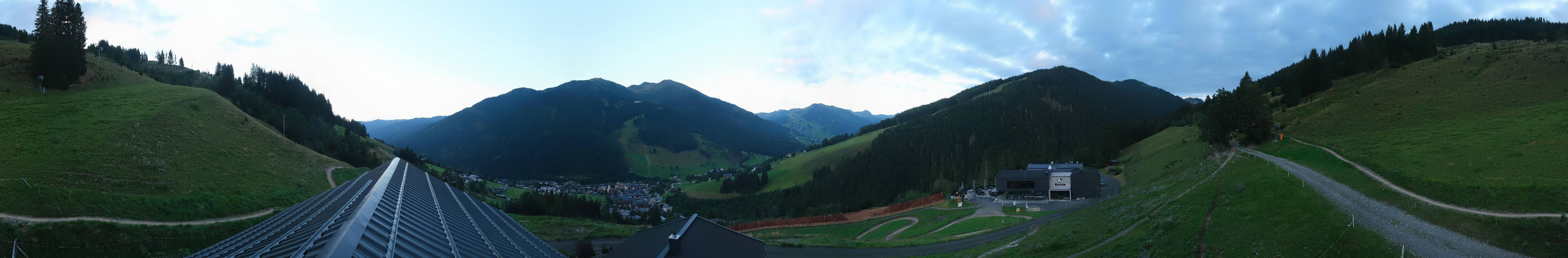 Archiv Foto Webcam Saalbach - Blick von der Maisalm