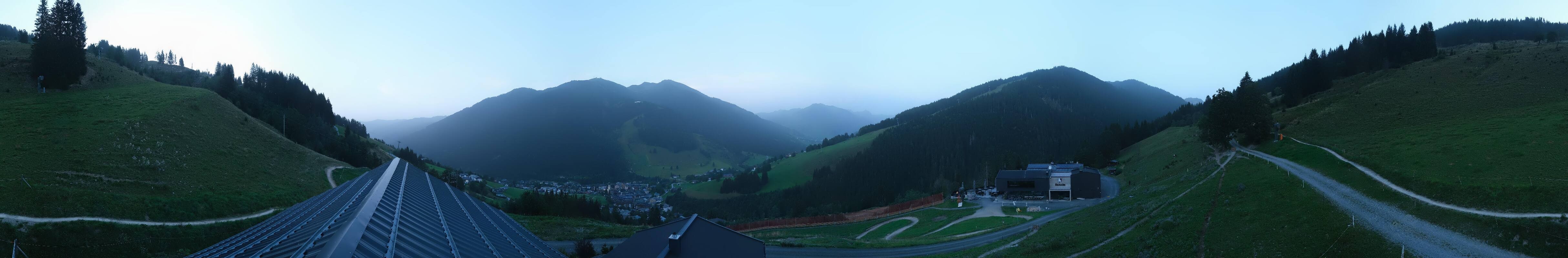 Archived image Webcam Saalbach - View from the Maisalm
