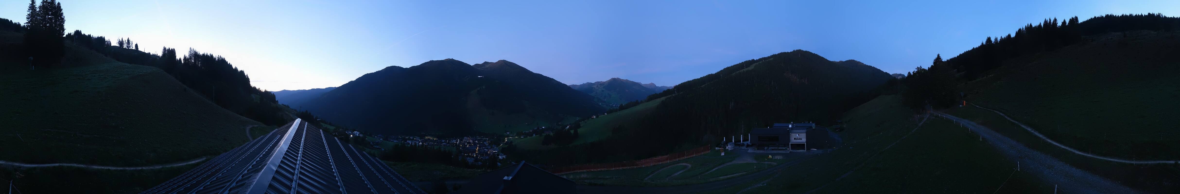 Archived image Webcam Saalbach - View from the Maisalm
