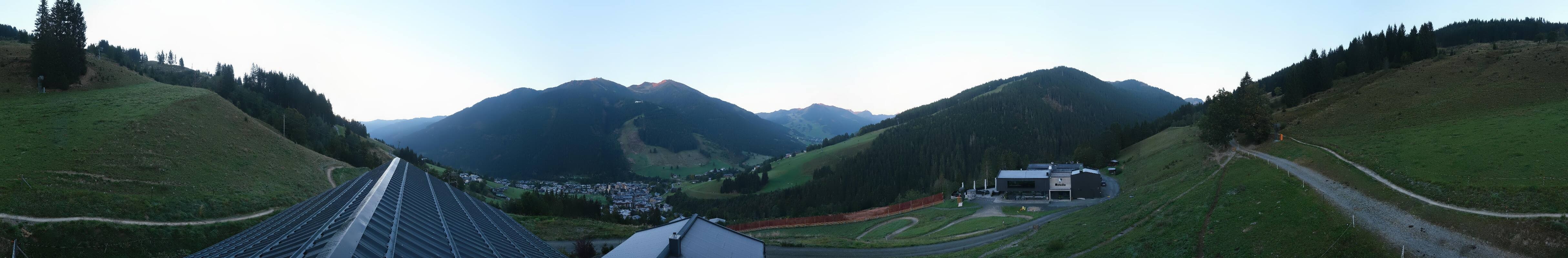 Archived image Webcam Saalbach - View from the Maisalm