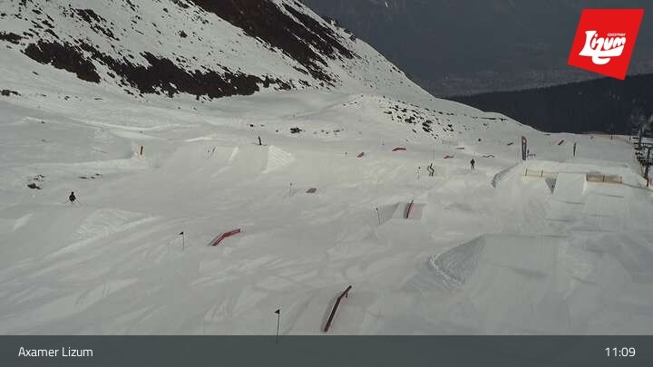 Archiv Foto Webcam Axamer Lizum - Karleitenlift Bergstation