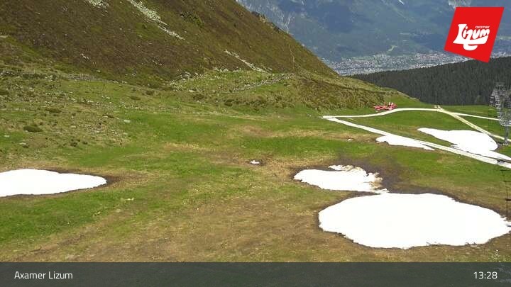 Archived image Webcam Axamer Lizum - Karleitenlift Top Station
