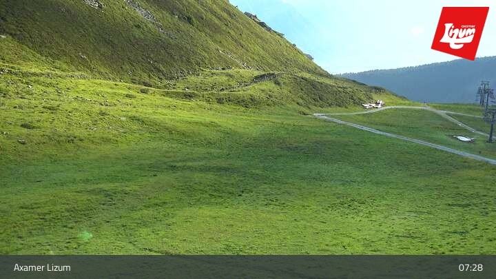 Archived image Webcam Axamer Lizum - Karleitenlift Top Station
