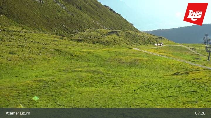 Archived image Webcam Axamer Lizum - Karleitenlift Top Station