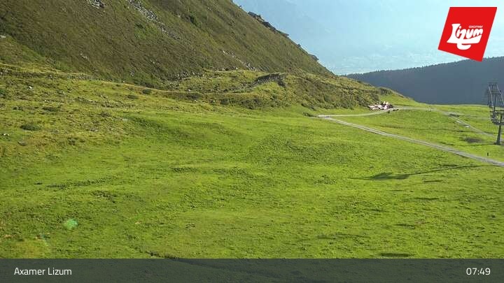 Archiv Foto Webcam Axamer Lizum - Karleitenlift Bergstation