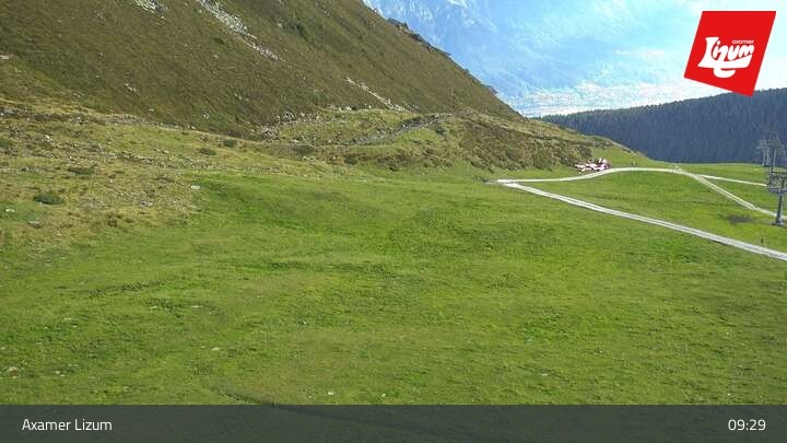 Archiv Foto Webcam Axamer Lizum - Karleitenlift Bergstation