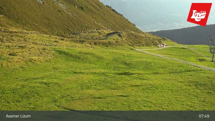 Archiv Foto Webcam Axamer Lizum - Karleitenlift Bergstation
