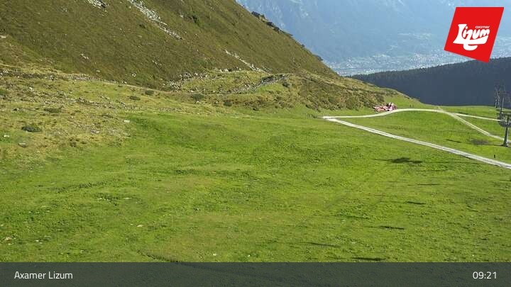 Archiv Foto Webcam Axamer Lizum - Karleitenlift Bergstation