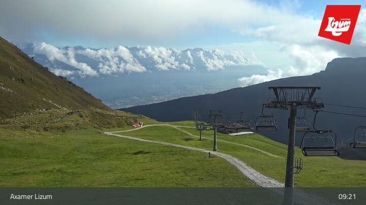 Archiv Foto Webcam Axamer Lizum - Karleitenlift Bergstation