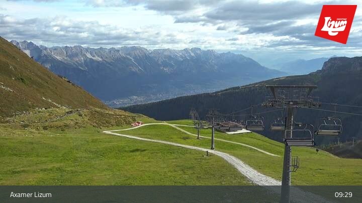 Archived image Webcam Axamer Lizum - Karleitenlift Top Station