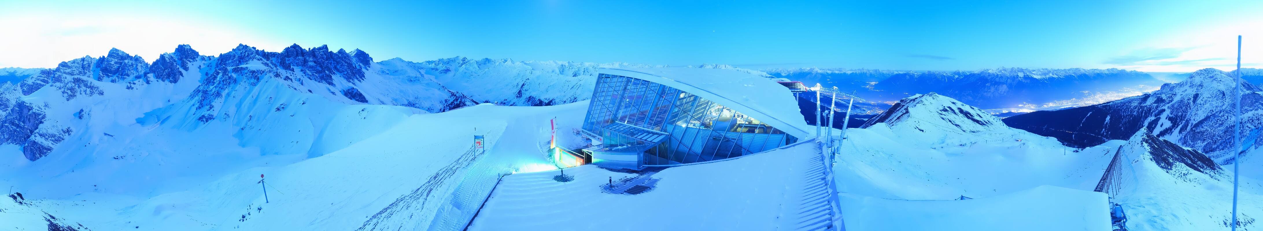 Archiv Foto Webcam Axamer Lizum: Bergstation Olympiabahn