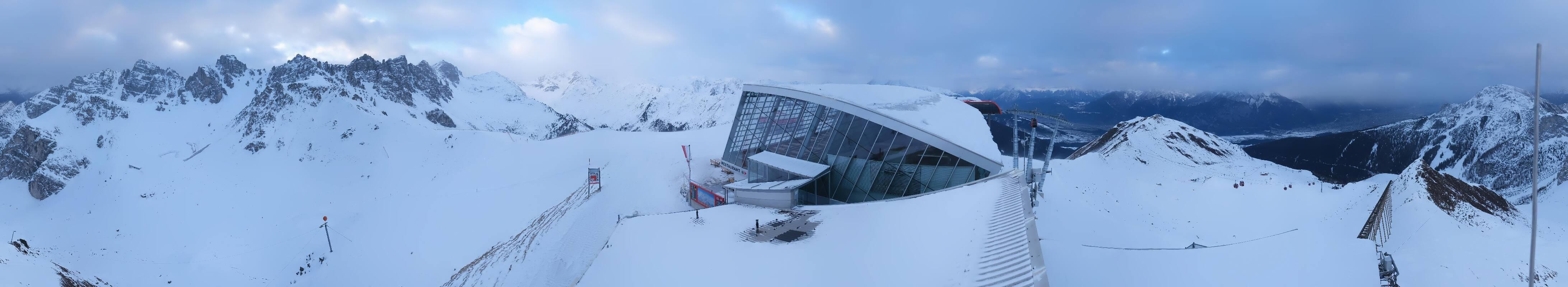 Archiv Foto Webcam Axamer Lizum: Bergstation Olympiabahn