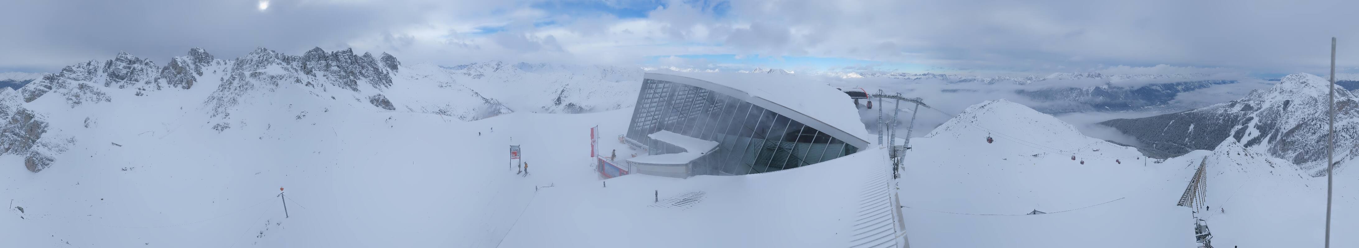 Archiv Foto Webcam Axamer Lizum: Bergstation Olympiabahn