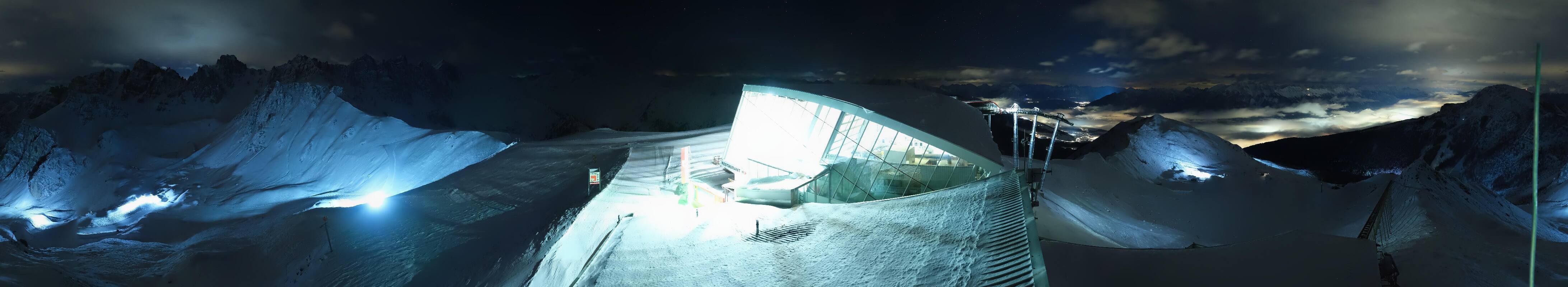 Archived image Webcam Axamer Lizum: Top station Olympia funicular