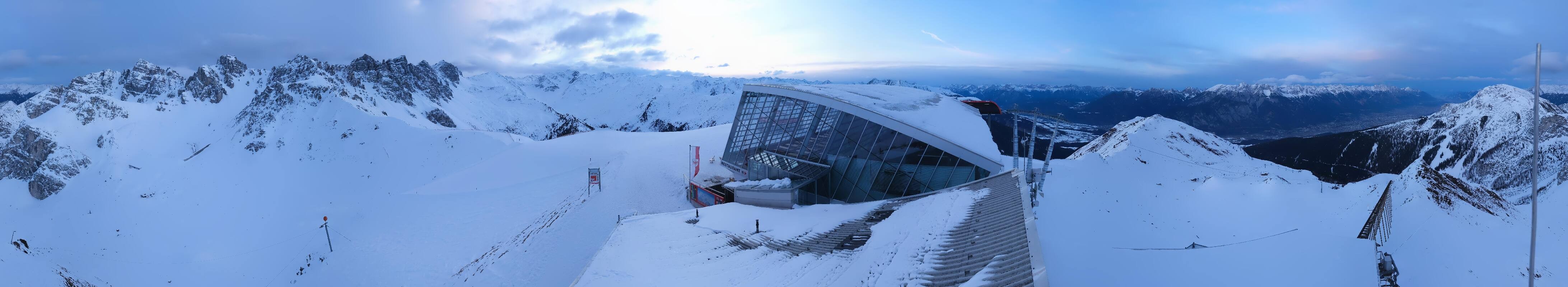Archiv Foto Webcam Axamer Lizum: Bergstation Olympiabahn