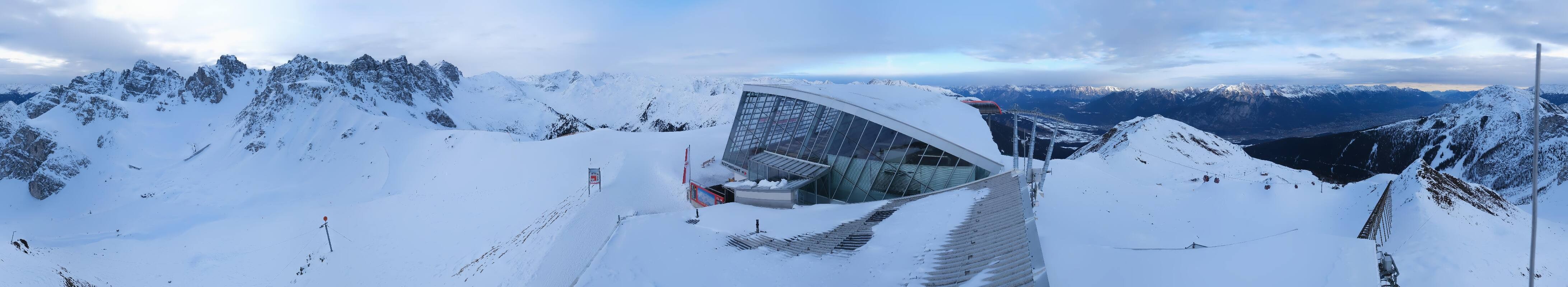 Archived image Webcam Axamer Lizum: Top station Olympia funicular