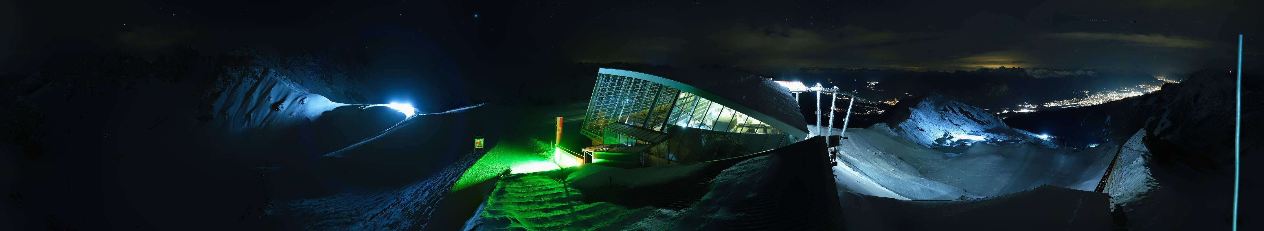 Archived image Webcam Axamer Lizum: Top station Olympia funicular