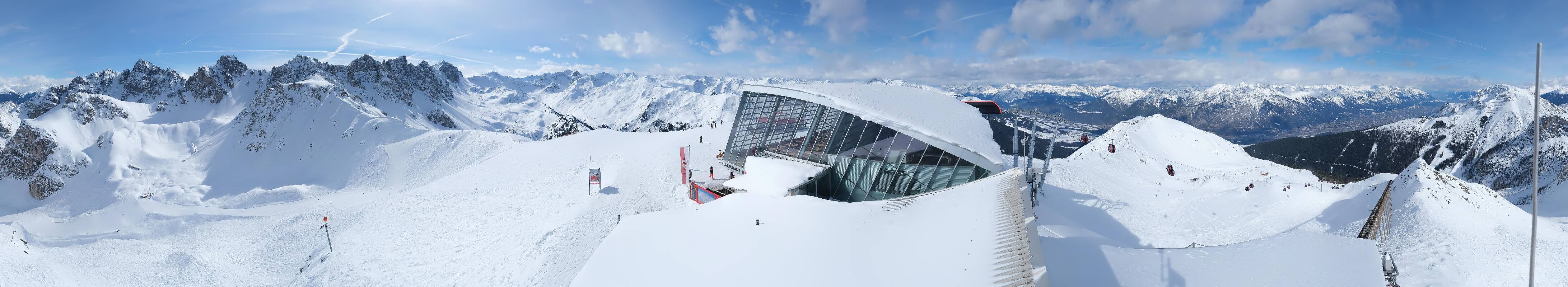 Archiv Foto Webcam Axamer Lizum: Bergstation Olympiabahn