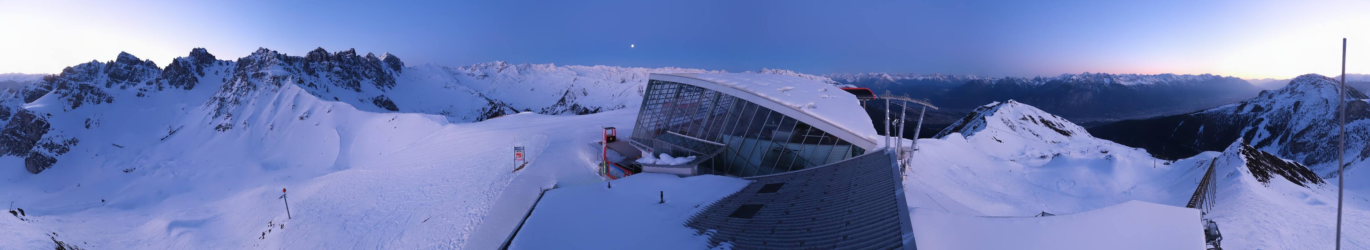 Archived image Webcam Axamer Lizum: Top station Olympia funicular