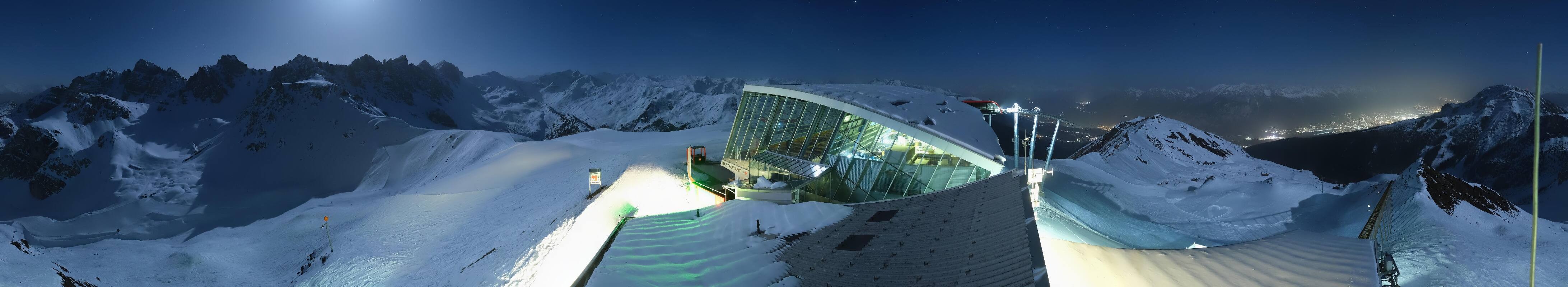 Archived image Webcam Axamer Lizum: Top station Olympia funicular