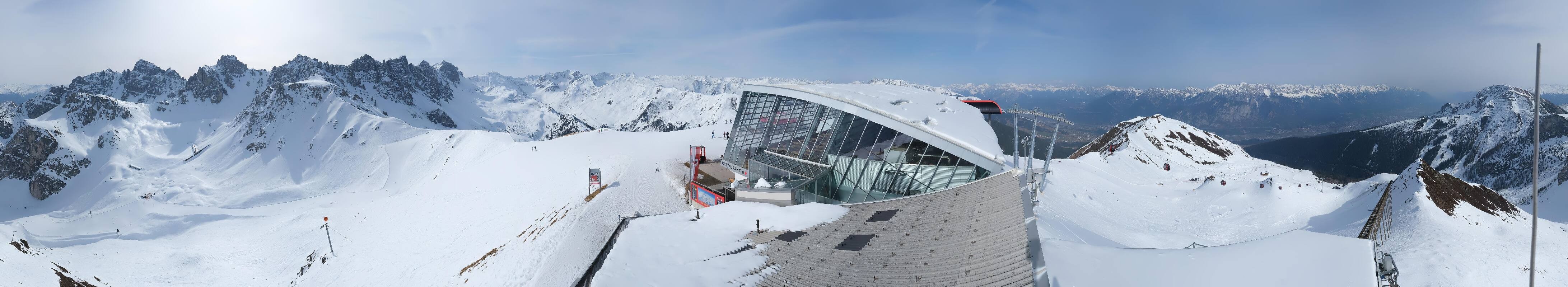 Archived image Webcam Axamer Lizum: Top station Olympia funicular