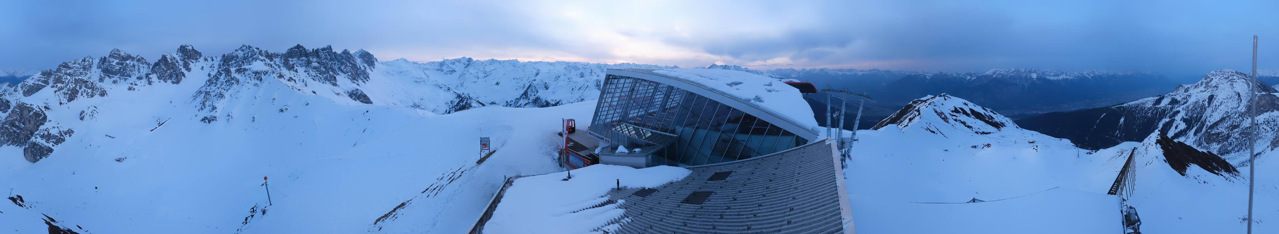 Archiv Foto Webcam Axamer Lizum: Bergstation Olympiabahn