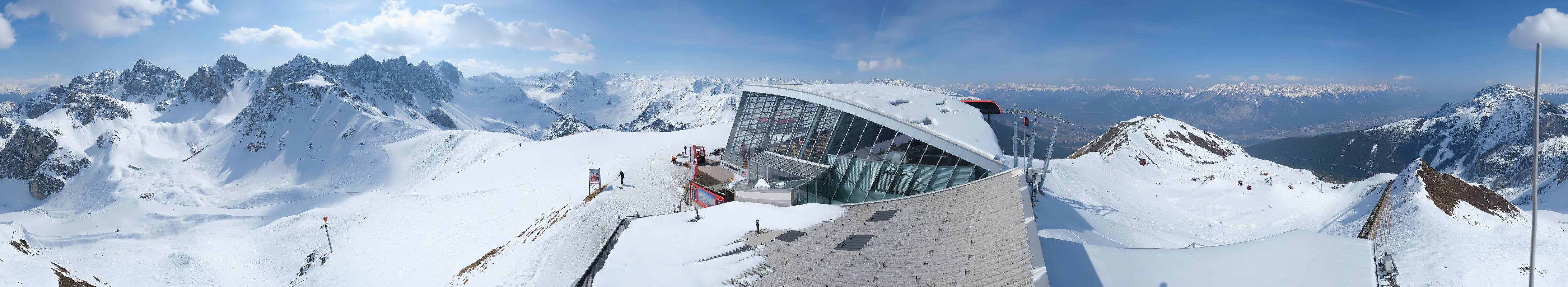 Archiv Foto Webcam Axamer Lizum: Bergstation Olympiabahn