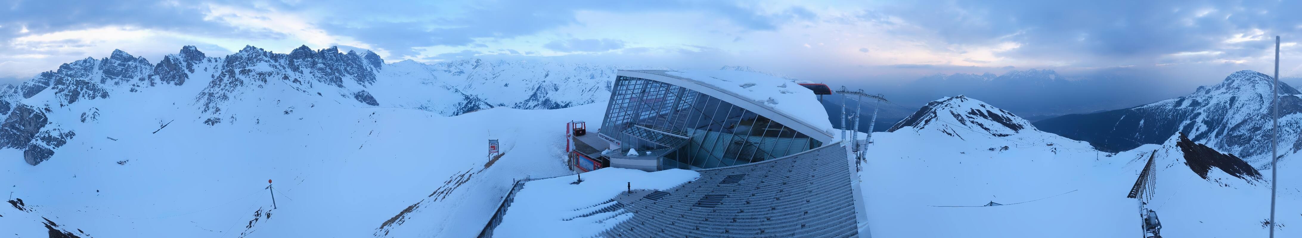 Archiv Foto Webcam Axamer Lizum: Bergstation Olympiabahn