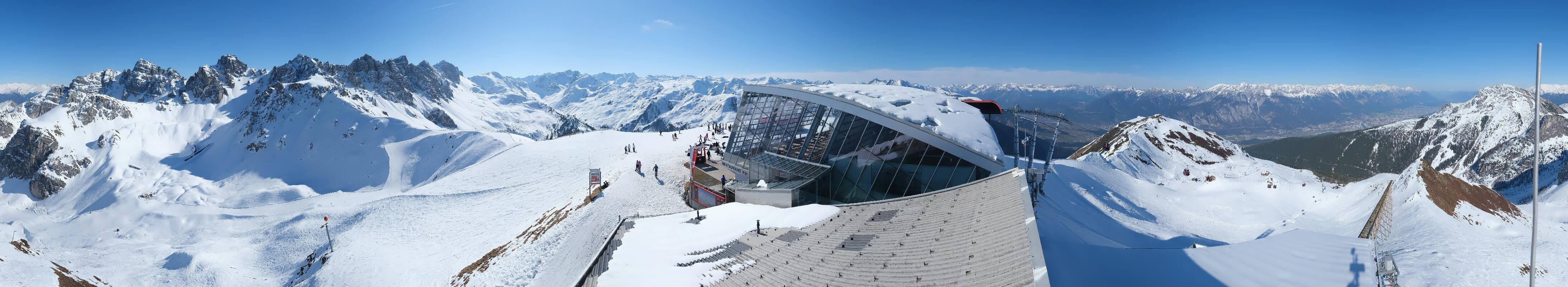 Archived image Webcam Axamer Lizum: Top station Olympia funicular