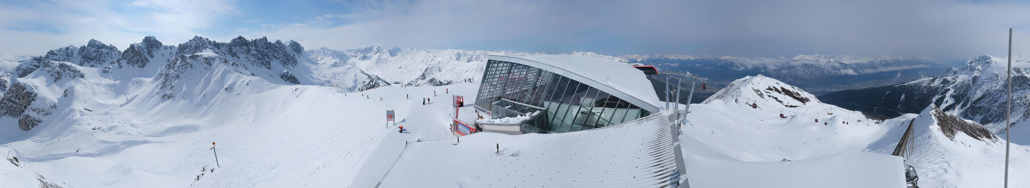 Archiv Foto Webcam Axamer Lizum: Bergstation Olympiabahn