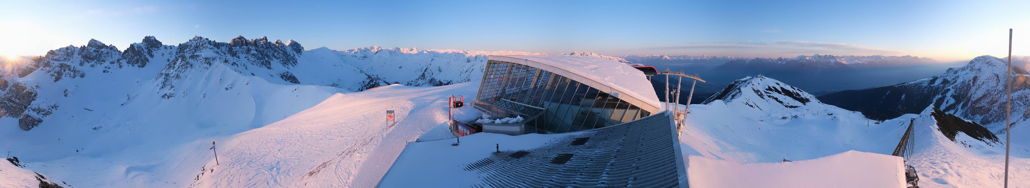 Archiv Foto Webcam Axamer Lizum: Bergstation Olympiabahn