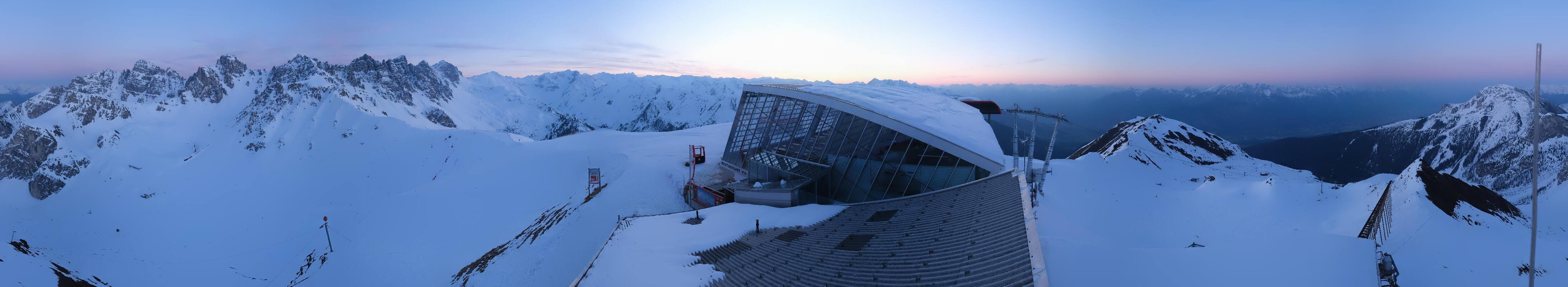 Archiv Foto Webcam Axamer Lizum: Bergstation Olympiabahn