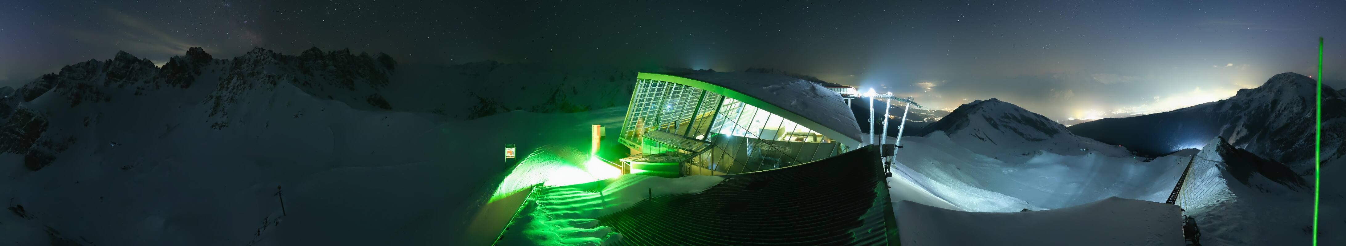 Archived image Webcam Axamer Lizum: Top station Olympia funicular