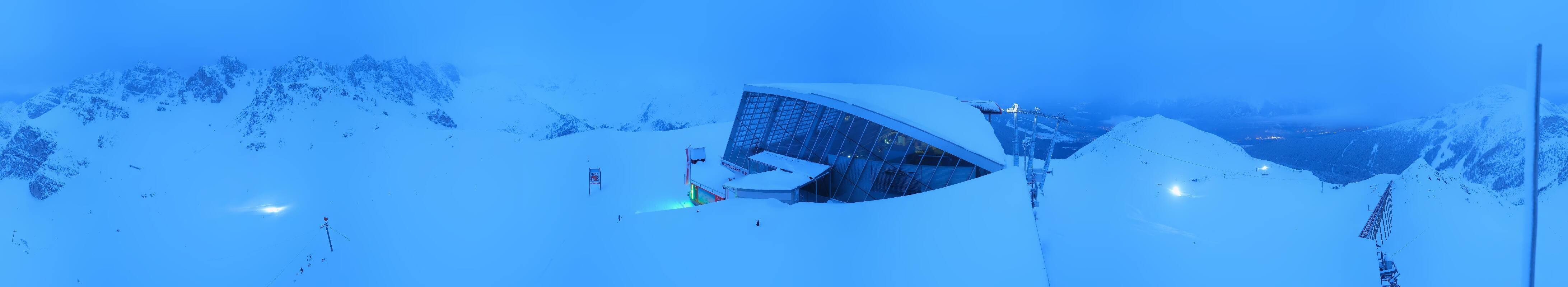 Archived image Webcam Axamer Lizum: Top station Olympia funicular