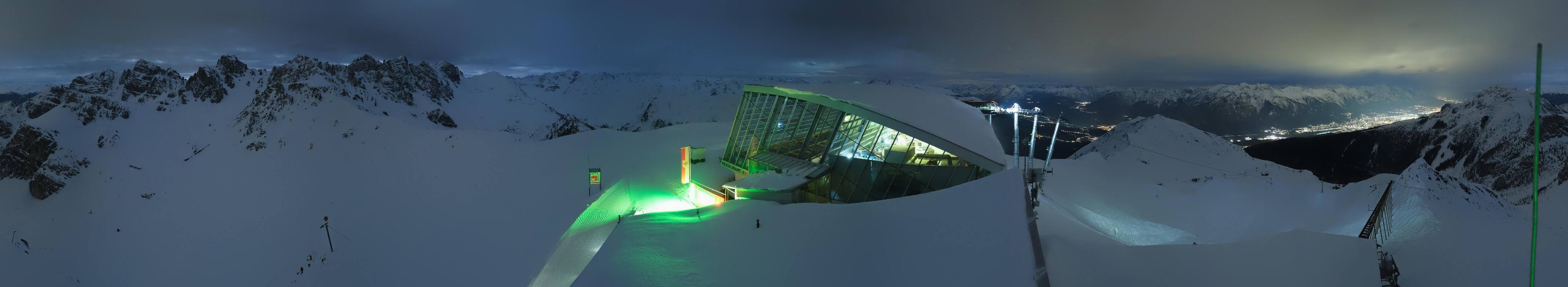 Archived image Webcam Axamer Lizum: Top station Olympia funicular