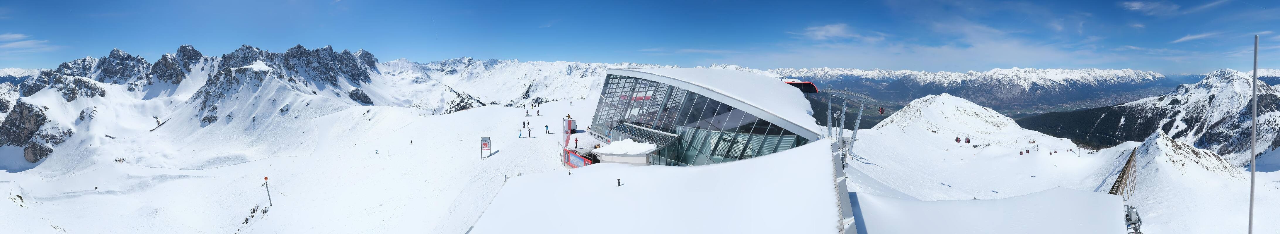 Archived image Webcam Axamer Lizum: Top station Olympia funicular