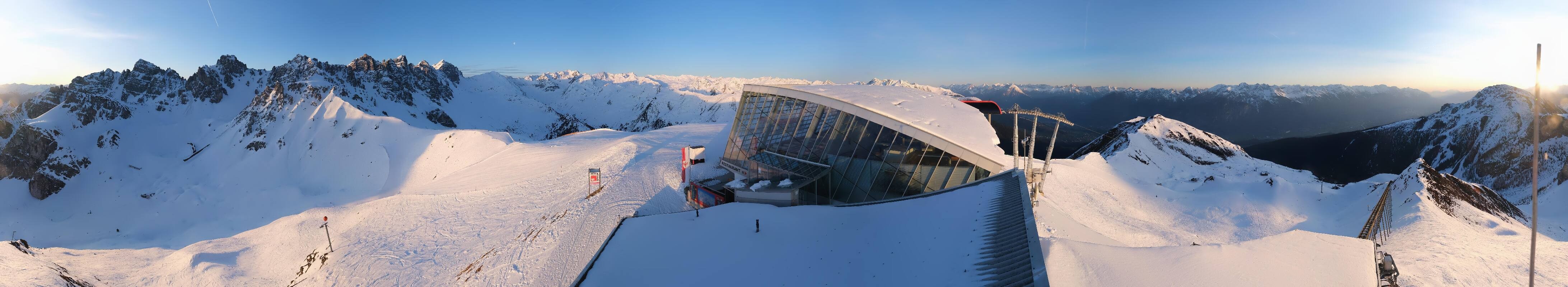 Archiv Foto Webcam Axamer Lizum: Bergstation Olympiabahn