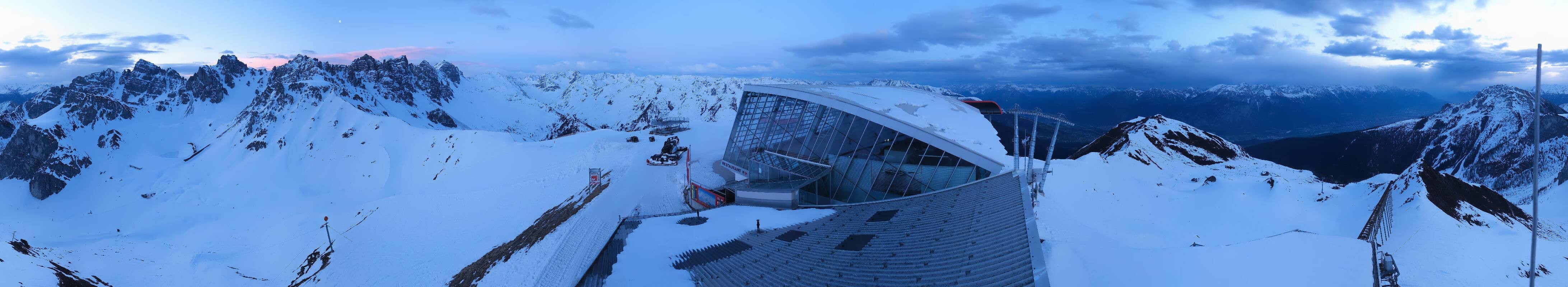 Archiv Foto Webcam Axamer Lizum: Bergstation Olympiabahn