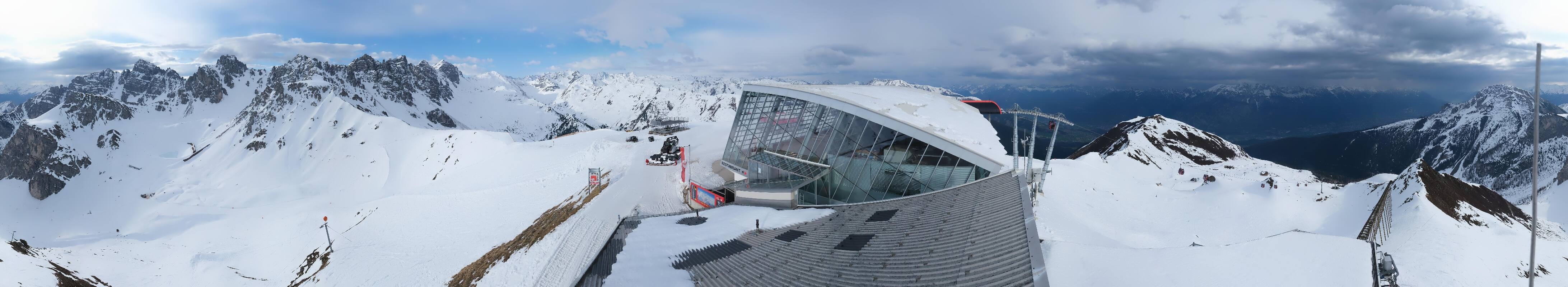 Archiv Foto Webcam Axamer Lizum: Bergstation Olympiabahn